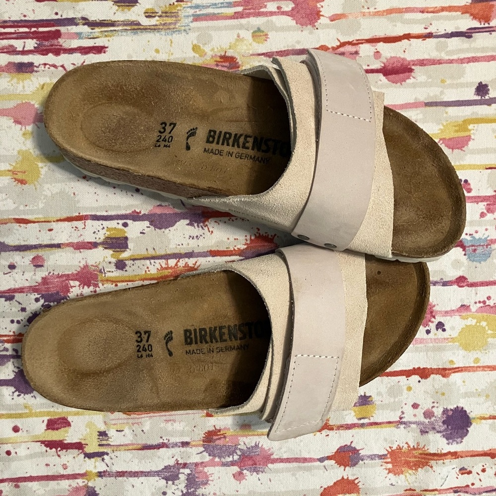 Birkenstock Women's Sandals in Cream and Brown